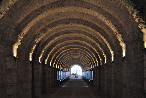 The tunnel to the Palace.